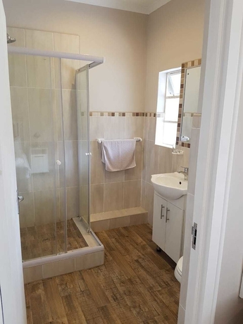 Imagen de la habitación del Hotel Savoy, Bah&iacute;a de Jeffreys. Foto 18