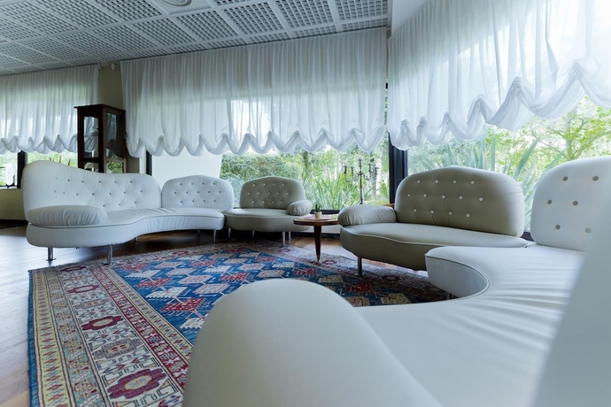Imagen de los interiores del Hotel Savoy Beach and Thermal Spa. Foto 17
