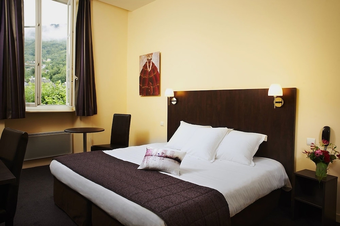Imagen de la habitación del Hotel Savoy, Brides les Bains. Foto 2