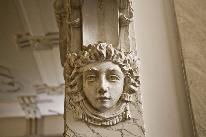 Imagen de los interiores del Hotel Savoy, Buenos Aires. Foto 13