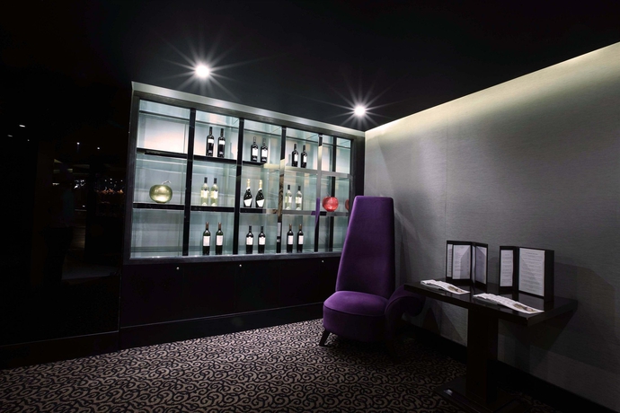 Imagen del bar/restaurante del Hotel Savoy, Buenos Aires. Foto 4