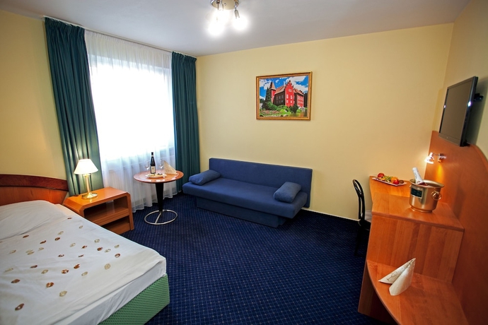 Imagen de la habitación del Hotel Savoy, Ceske Budejovice. Foto 10