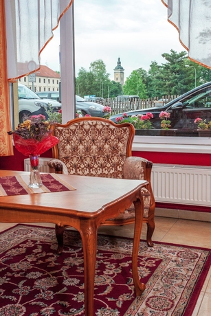 Imagen de los interiores del Hotel Savoy, Ceske Budejovice. Foto 19