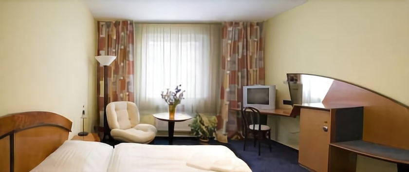 Imagen de la habitación del Hotel Savoy, Ceske Budejovice. Foto 12