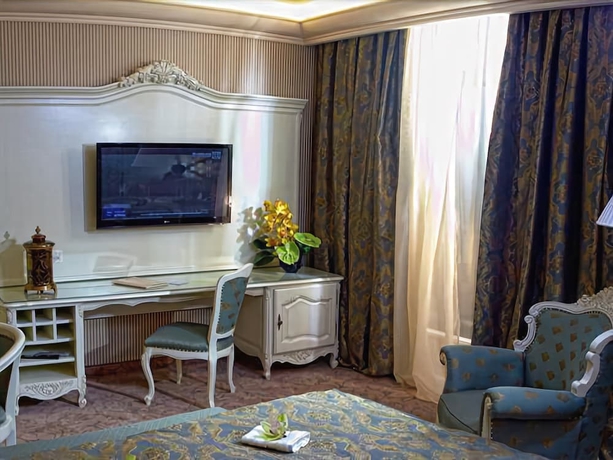 Imagen de la habitación del Hotel Savoy, Chisinau. Foto 8