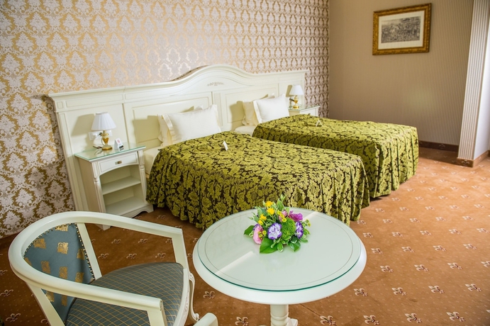 Imagen de la habitación del Hotel Savoy, Chisinau. Foto 12