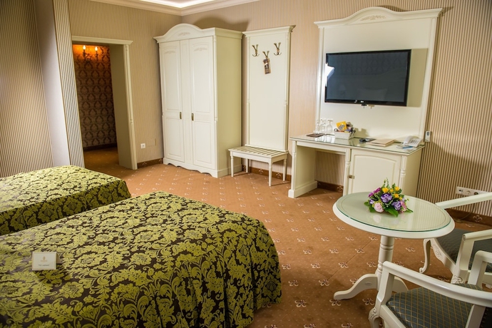 Imagen de la habitación del Hotel Savoy, Chisinau. Foto 13