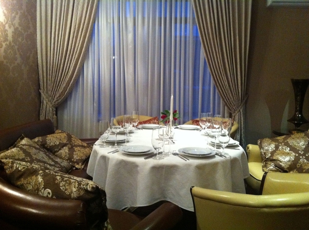 Imagen de la habitación del Hotel Savoy, Chisinau. Foto 15