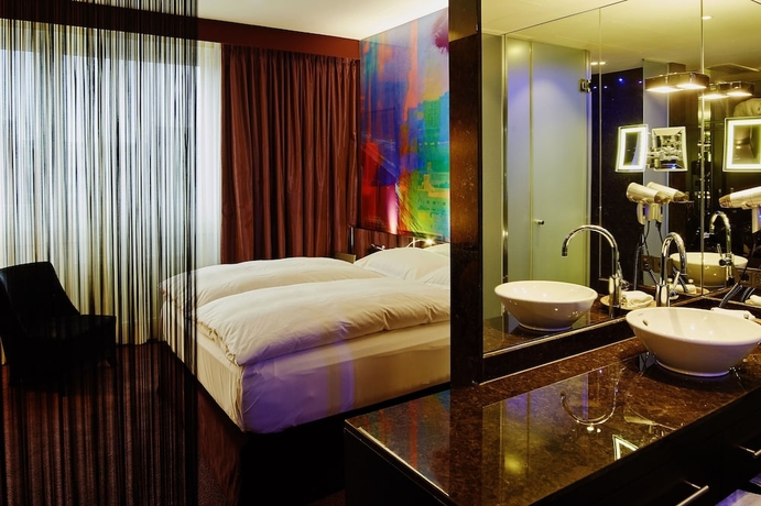 Imagen de la habitación del Hotel Savoy, Colonia. Foto 12