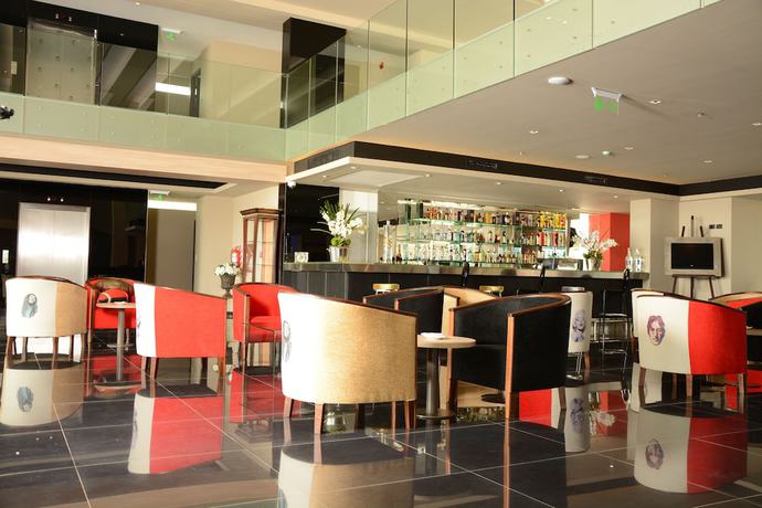 Imagen de los interiores del Hotel Savoy Encarnaci&oacute;n. Foto 12