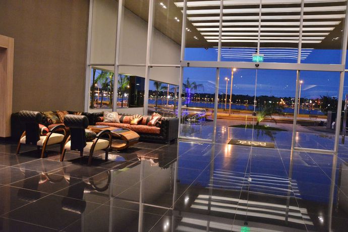 Imagen de los interiores del Hotel Savoy Encarnaci&oacute;n. Foto 18