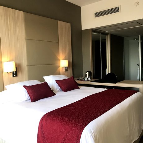 Imagen de la habitación del Hotel Savoy Encarnaci&oacute;n. Foto 9