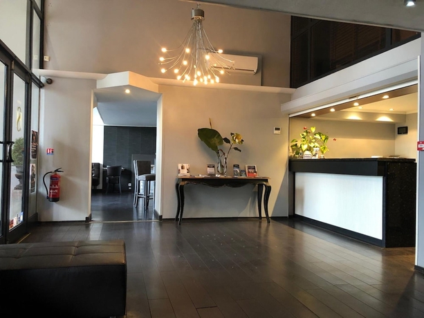 Imagen de los interiores del Hotel Savoy Evian. Foto 16
