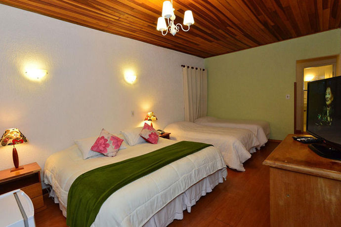 Imagen de la habitación del Hotel Savoy Excellence. Foto 8