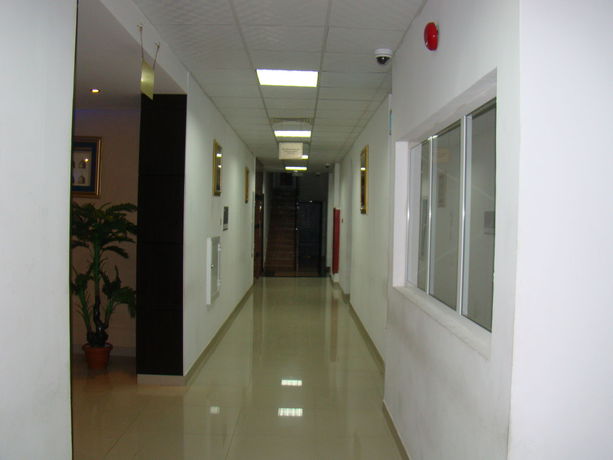 Imagen del bar/restaurante del Hotel Savoy Grand Apartments. Foto 5