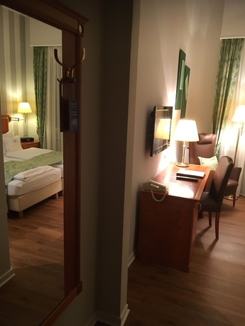 Imagen de la habitación del Hotel Savoy Hannover. Foto 8