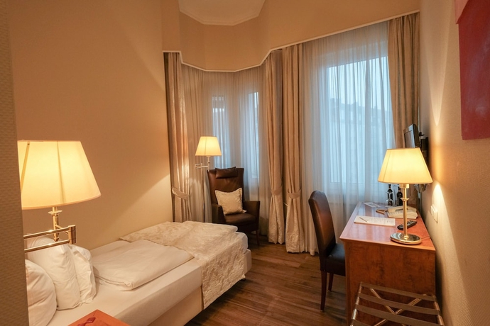 Imagen de la habitación del Hotel Savoy Hannover. Foto 10