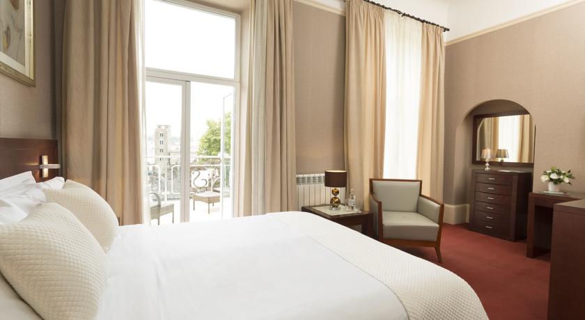 Imagen general del Hotel Savoy Jersey. Foto 18