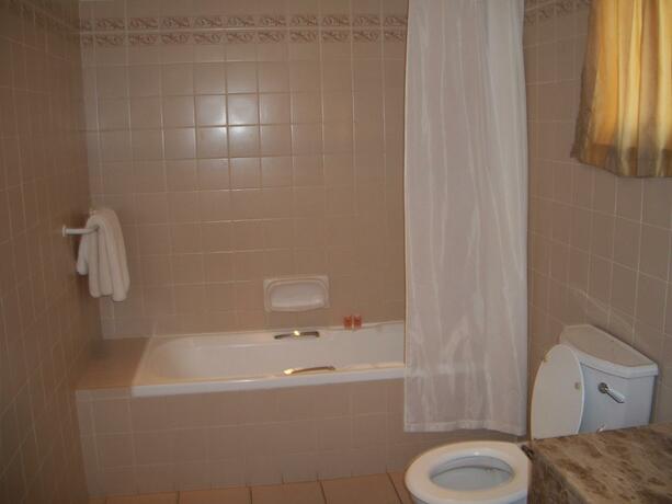 Imagen general del Hotel Savoy Kimberley. Foto 16