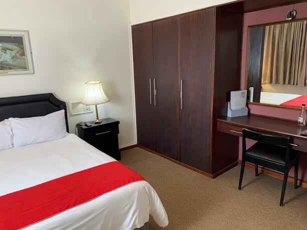 Imagen general del Hotel Savoy Kimberley. Foto 18