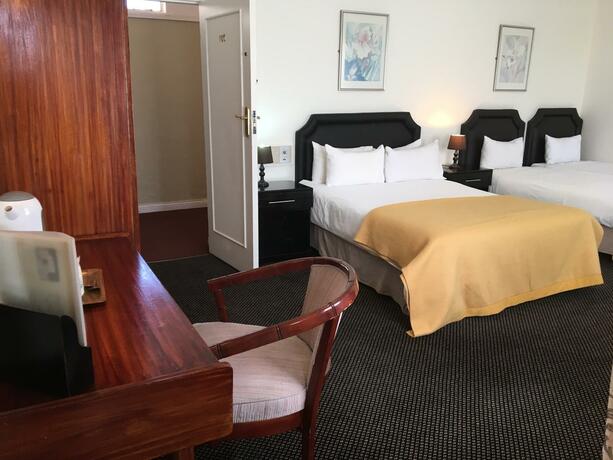 Imagen general del Hotel Savoy Kimberley. Foto 21