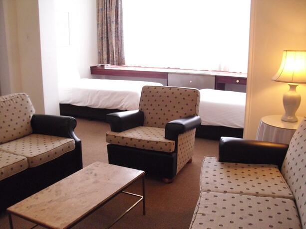 Imagen general del Hotel Savoy Kimberley. Foto 25