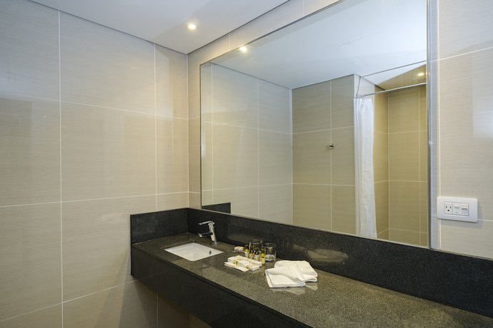 Imagen de la habitación del Hotel Savoy Mactan Newtown. Foto 6