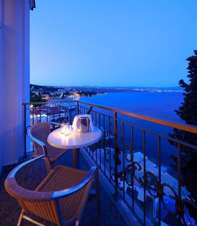 Imagen de la habitación del Hotel Savoy, Opatija. Foto 6