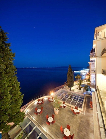 Imagen de los exteriores del Hotel Savoy, Opatija. Foto 10