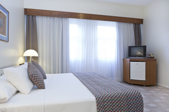 Imagen de la habitación del Hotel Savoy Othon Lite. Foto 12