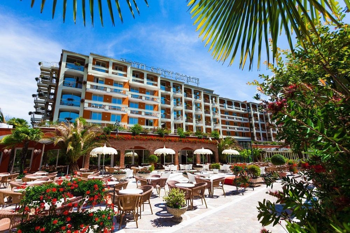 Imagen general del Hotel Savoy Palace, Riva del Garda. Foto 5