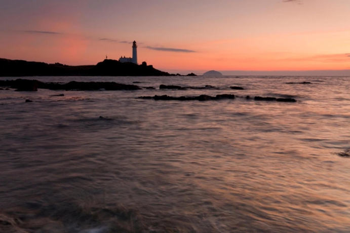 Imagen de los exteriores del Hotel Savoy Park. Foto 15