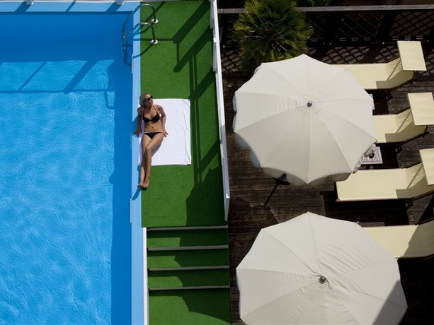 Imagen general del Hotel Savoy, Pesaro. Foto 9