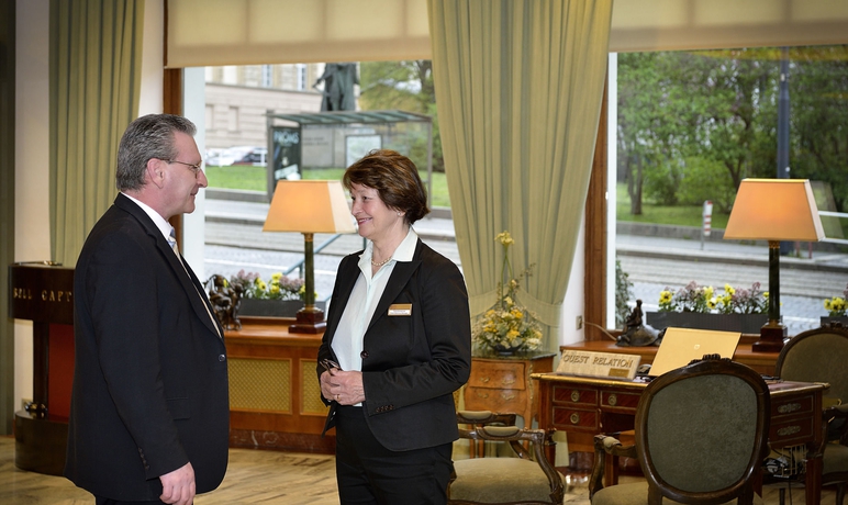 Imagen de los interiores del Hotel Savoy, Praga. Foto 15