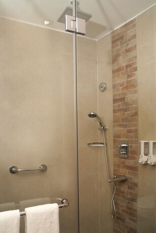 Imagen general del Hotel Savoy Suites, Greater Noida. Foto 11