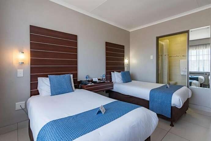 Imagen general del Hotel Savoy and Conference Centre. Foto 4