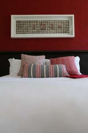 Imagen de la habitación del Hotel Savoy and Conference Centre. Foto 21