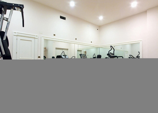 Imagen de los interiores del Hotel Savoy and Spa. Foto 14