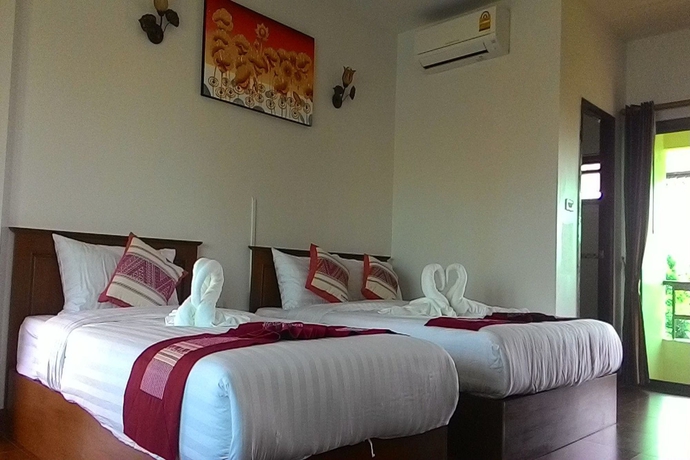 Imagen de la habitación del Hotel SawadeeLanna. Foto 12
