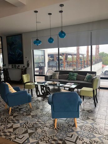 Imagen de los interiores del Hotel Sawari. Foto 19