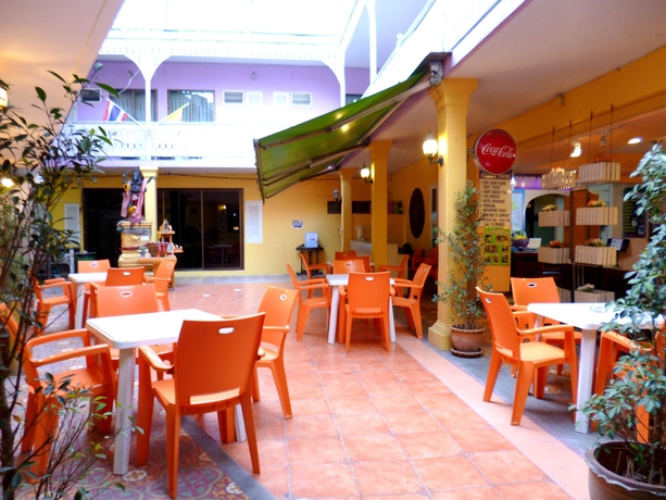 Imagen de los exteriores del Hotel Sawasdee Bangkok Inn. Foto 9