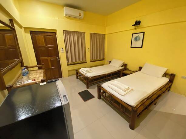Imagen de la habitación del Hotel Sawasdee Lagoon Camping Resort. Foto 12