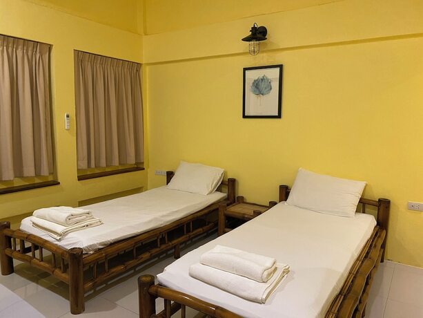 Imagen de la habitación del Hotel Sawasdee Lagoon Camping Resort. Foto 17