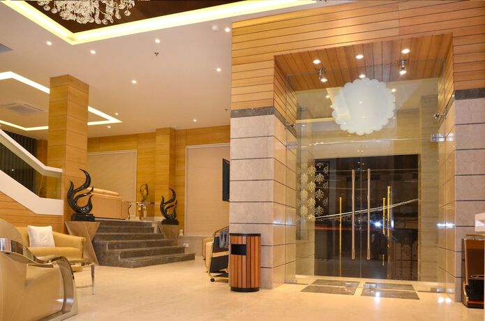 Imagen general del Hotel Sawera Grand. Foto 8