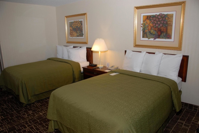 Imagen de la habitación del Hotel Sawgrass Inn & Conference Center. Foto 4