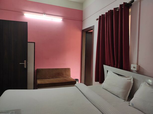 Imagen de la habitación del Hotel Sawkmie. Foto 16