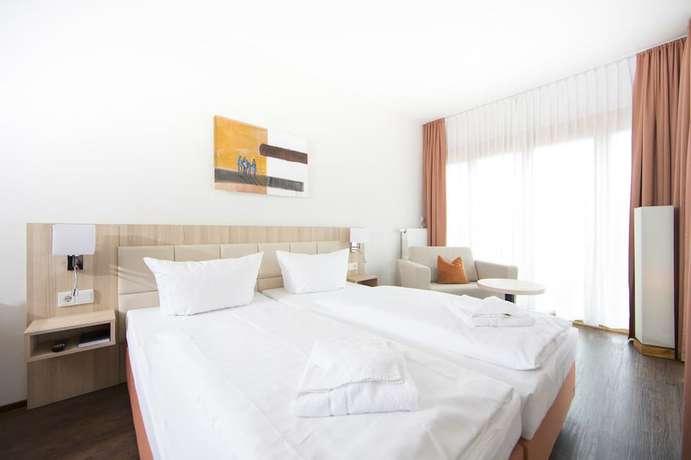 Imagen de la habitación del Hotel Saxenhof der Rh&ouml;ner Botschaft. Foto 11