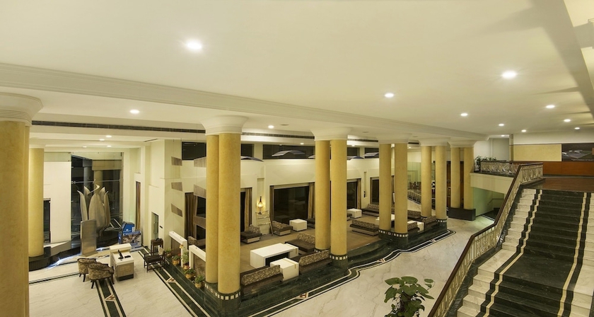 Imagen de los interiores del Hotel Sayaji Indore. Foto 13