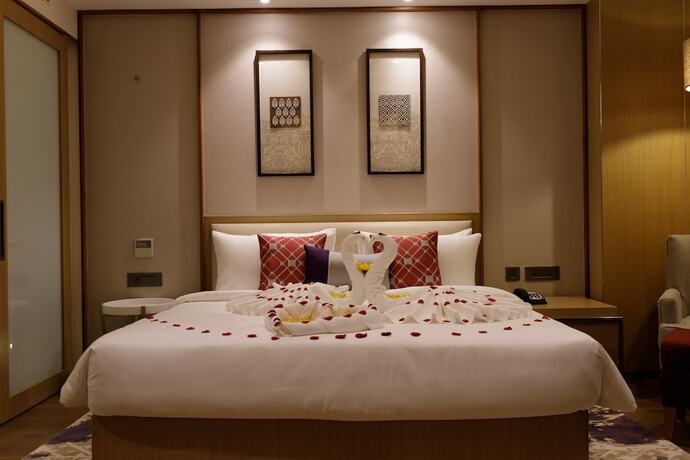 Imagen de la habitación del Hotel Sayaji Jamnagar. Foto 13