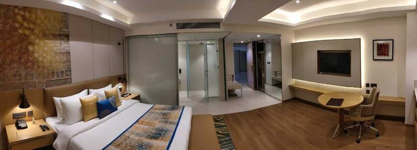Imagen de la habitación del Hotel Sayaji Jamnagar. Foto 17